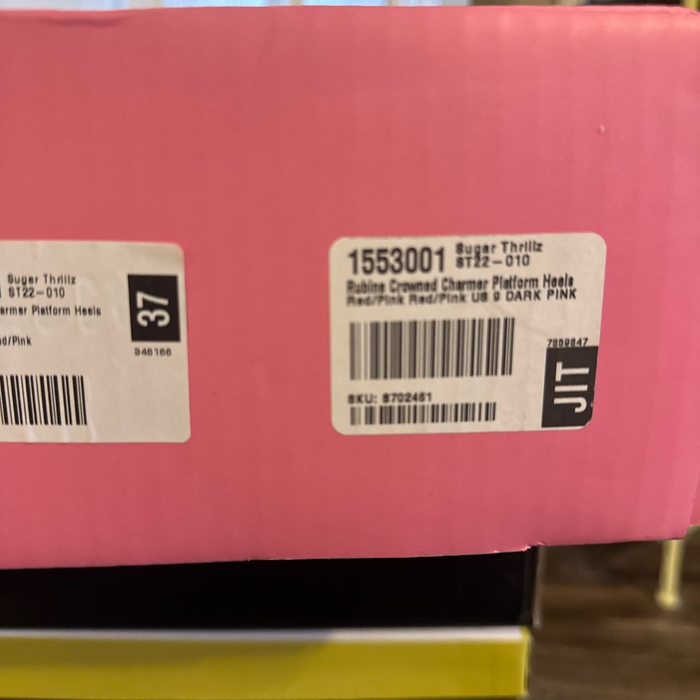 *NWT* Dolls Kill Sugar Thrillz Rubine Crowned Charmer Platform Heels Women’s 9 - Picture 4 of 8